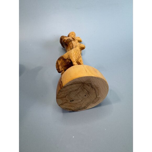 Vintage Hand Carved Olive Wood "The Good Shepherd" Figurine 7" - Picture 8 of 8